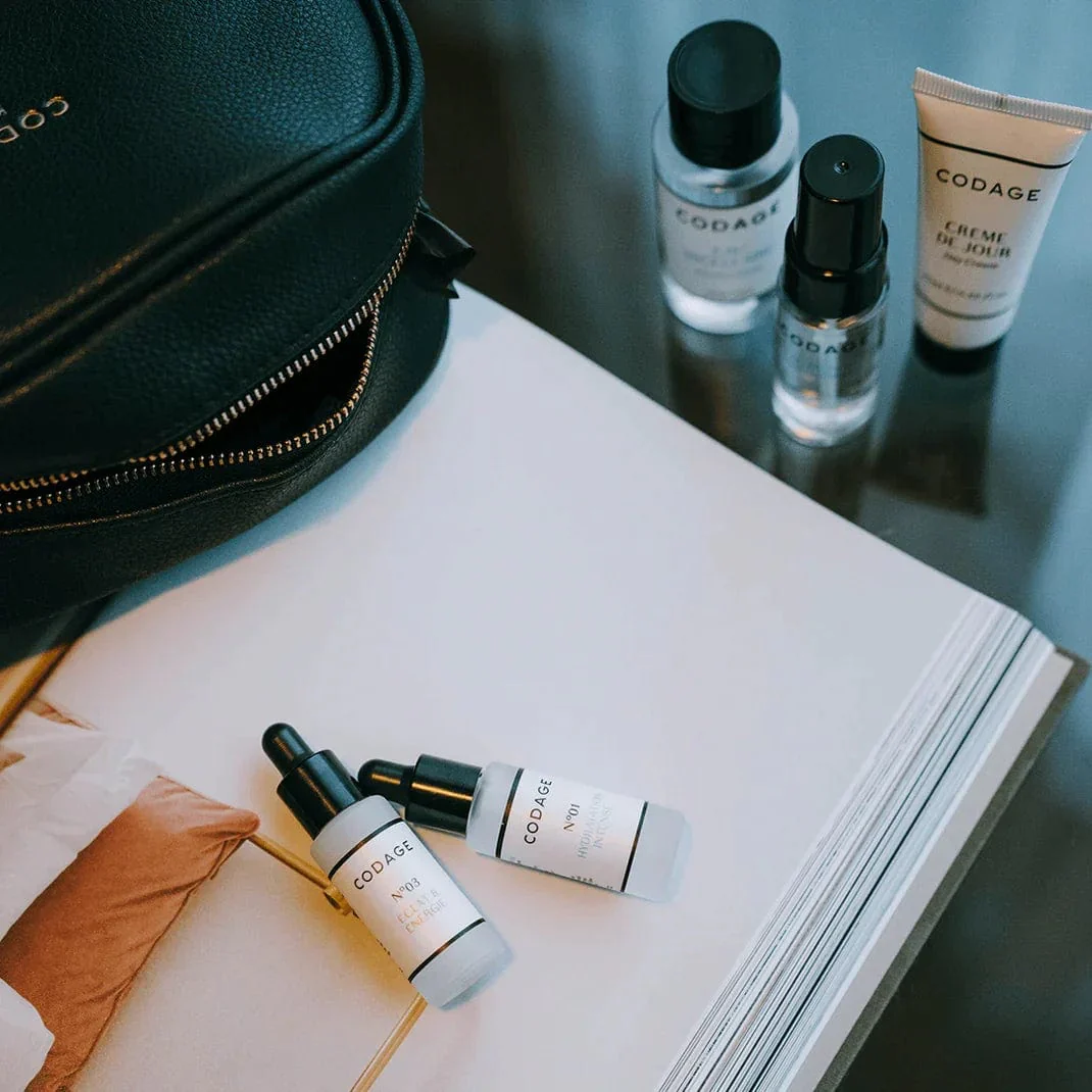 Handpick 3 travel-size essentials for 35 €
