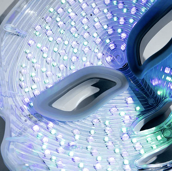 DÉESSE PRO™ Mask - Image 3