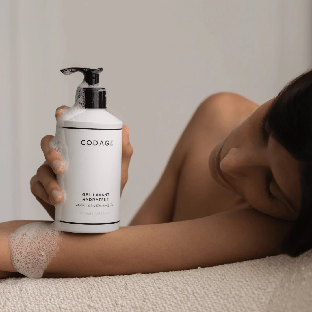 Moisturizing Cleansing Gel - Image 3
